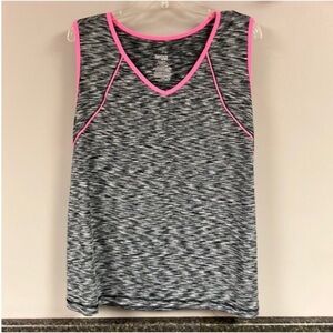 3/$15 ❤️ 2/25  Danskin now athletic V neck tank top 3x pink black